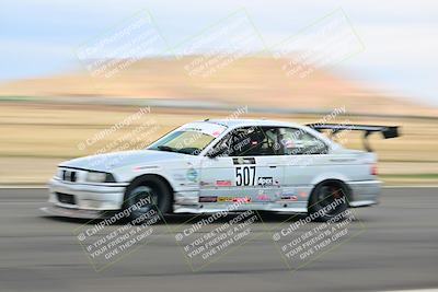 media/May-04-2025-Lucky Dog Racing (Sun) [[21629467aa]]/Turn 9 (115-130pm)/